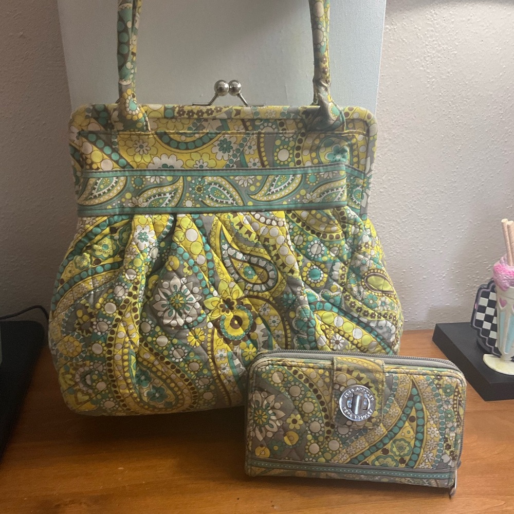 Vera Bradley Retired Lemon Parfait Quilted Alice Shoulder Bag and Wallet Set - Picture 3 of 11
